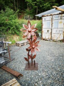 Kupferne Blume aus Metall